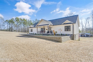 105 Mcneill St, Ellerbe, NC 28338