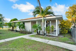 1736 Tropic St, Titusville, FL 32796