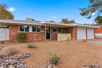 8221 Connecticut St NE, Albuquerque, NM 87110