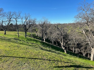 19821 Antelope Creek Dr, Lake California, CA 96022