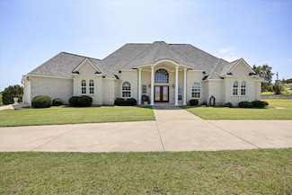 2030 Hills Ct, Stephenville, TX 76401