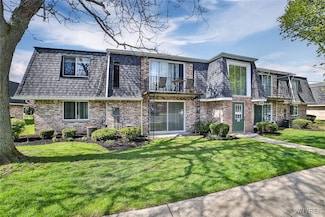90 Foxberry Dr Unit A, Getzville, NY 14068