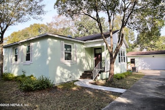 5241 Attleboro St, Jacksonville, FL 32205