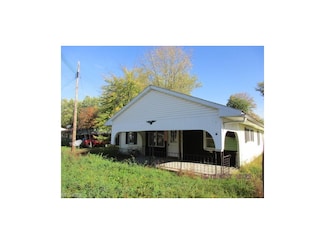 17514 Kenmore Rd, Lake Milton, OH 44429
