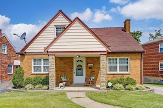 4302 Saint Martins Place, Cincinnati, OH 45211