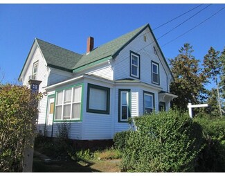 30 Rocky Neck Ave, Gloucester, MA 01930