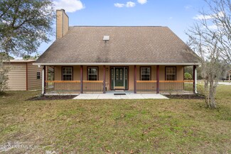 110 James St, Palatka, FL 32177
