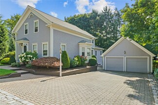 34 Mawney St, East Greenwich, RI 02818
