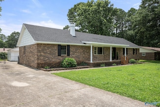 117 Bates St, Athens, AL 35611