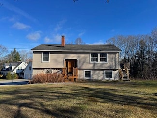 31 Hillcrest Dr, Hermon, ME 04401