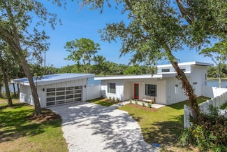 26 Poinciana Cove Rd, Saint Augustine, FL 32084