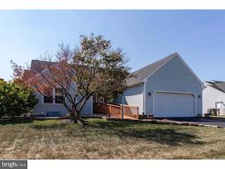61 Buena Vista Dr, New Castle, DE 19720