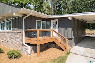 1844 Nottingham Dr, Vestavia, AL 35216
