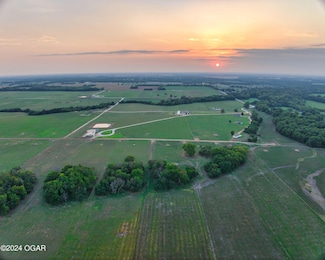 9280 Nova Rd, Madison Township, MO 64836