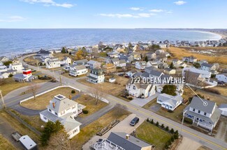 722 Ocean Ave, Wells, ME 04090