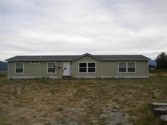 157 Plumlee Way, Grants Pass, OR 97527