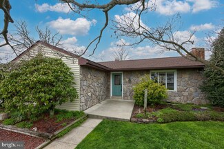 208 Walnut Hill Rd, Millersville, PA 17551