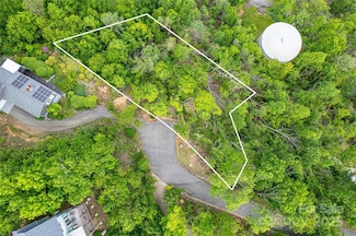 99999 Black Oak Dr Unit 13, Asheville, NC 28804