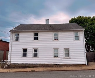 8 3rd St Unit 10, Norwich, CT 06360