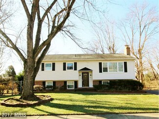5911 Bond Ct, Alexandria, VA 22315