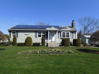 44 Emsley Terrace, Methuen, MA 01844
