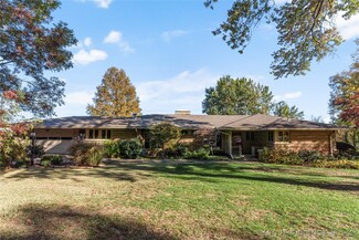 4215 S Columbia Place, Tulsa, OK 74105