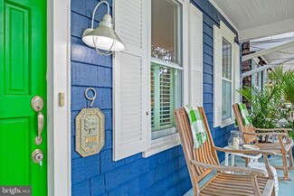 9 Dean St, Annapolis, MD 21401
