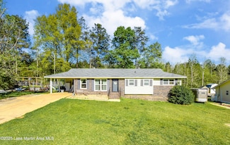 230 Lorena Dr, Alexander City, AL 35010