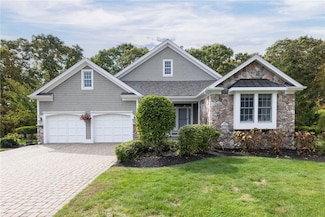 10 Newbury Dr, Westerly, RI 02891