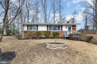 10208 Stratford Ave, Fairfax, VA 22030