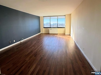 770 Anderson Ave Unit 11-C, Cliffside Park, NJ 07010