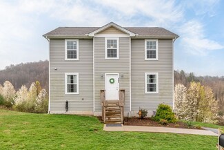 104 Prairie View Ln, Pembroke, VA 24136