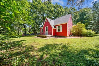 1820 Upper 55th St E, Inver Grove Heights, MN 55077