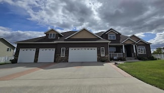 1007 6th Ave NE, Dilworth, MN 56529