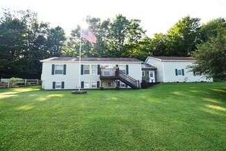 474 Mountain Rd, Bristol, VT 05443