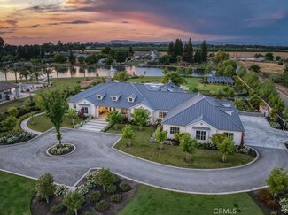 11996 E Santa Ana Ave, Clovis, CA 93619