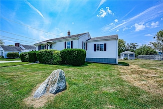 117 Wolcott Ave, Middletown, RI 02842