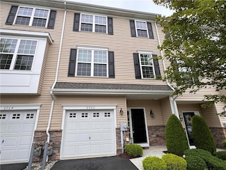 6060 Valley Forge Dr, Coopersburg, PA 18036