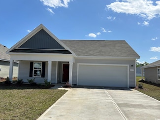 189 Ashworth Dr, Tabor City, NC 28463