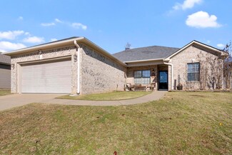 5714 George Washington Dr, Benton, AR 72019