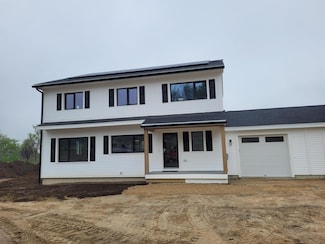 11 Windsor Dr Unit A, Litchfield, NH 03052