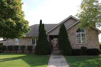 880 Brian Dr, Manteno, IL 60950