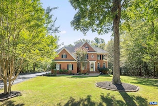 2370 Walnut Ridge Ln, Charlottesville, VA 22911