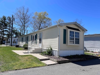 8 Lewis Ave, Egg Harbor Township, NJ 08234