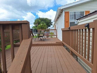 6200 99th St Unit 156, Sebastian, FL 32958