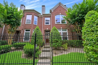 2909 W Dallas St, Houston, TX 77019