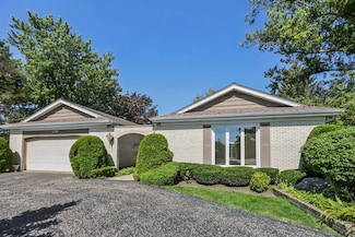 1770 Overland Trail, Deerfield, IL 60015