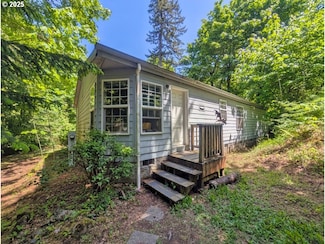24001 E Mirkwood Ln, Welches, OR 97067