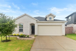 214 Water Grass Trail, Clute, TX 77531