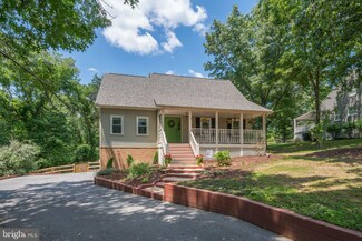 160 Lake Holiday Rd, Cross Junction, VA 22625